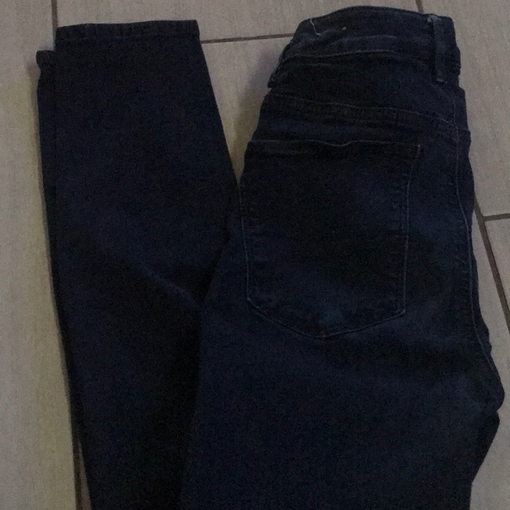 American Eagle skinny jeans size 00 dark blue
